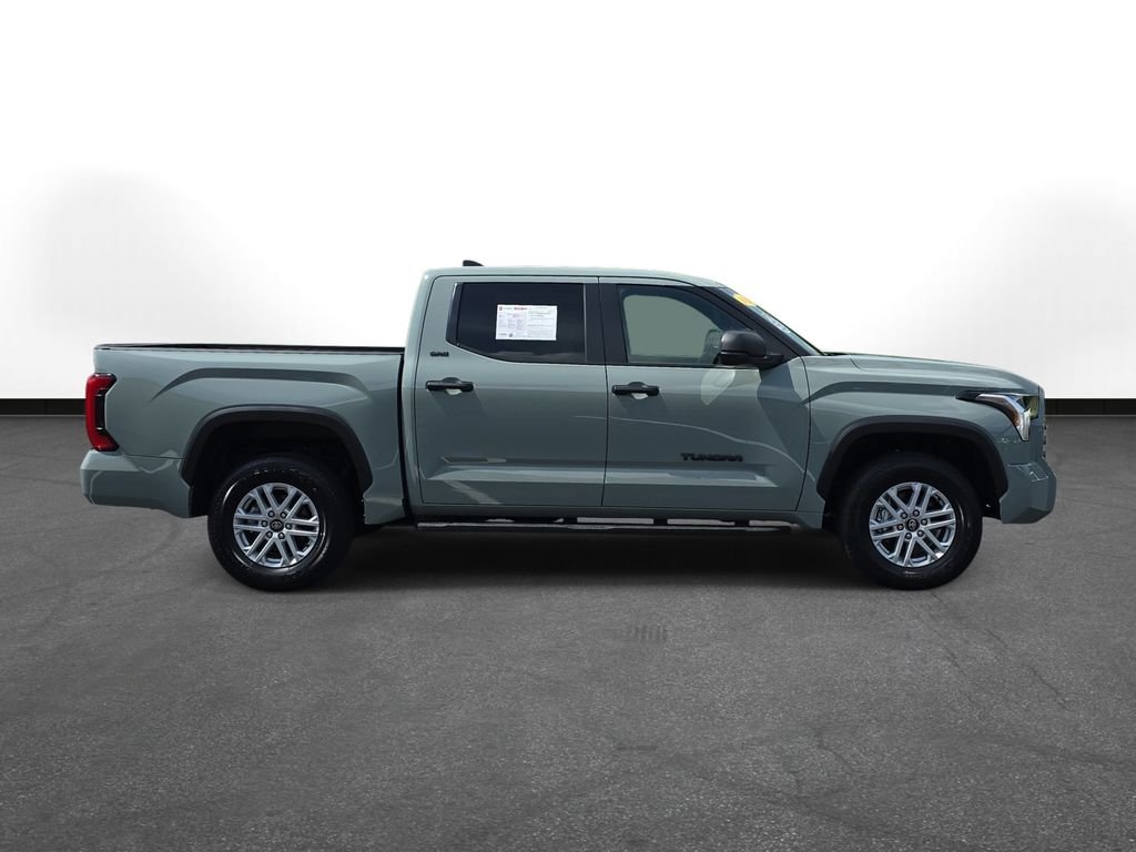 Used 2026  Toyota SR5 image 4