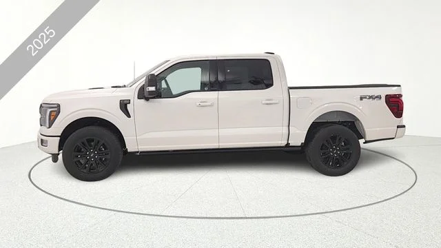 New 2025 White Ford Platinum image 4