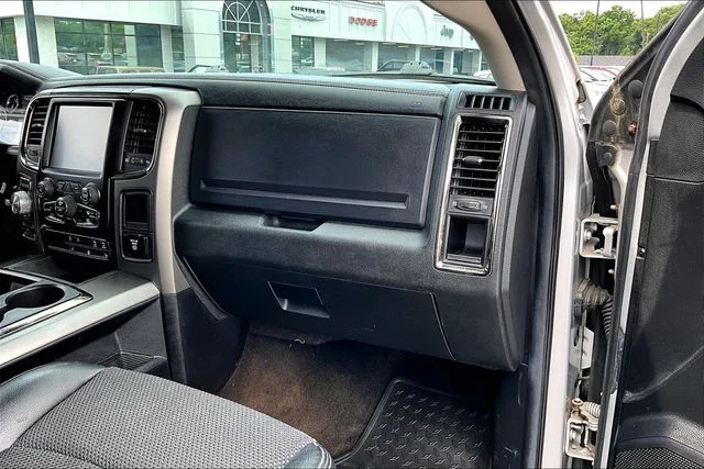 Used 2014 Silver Ram Sport image 21