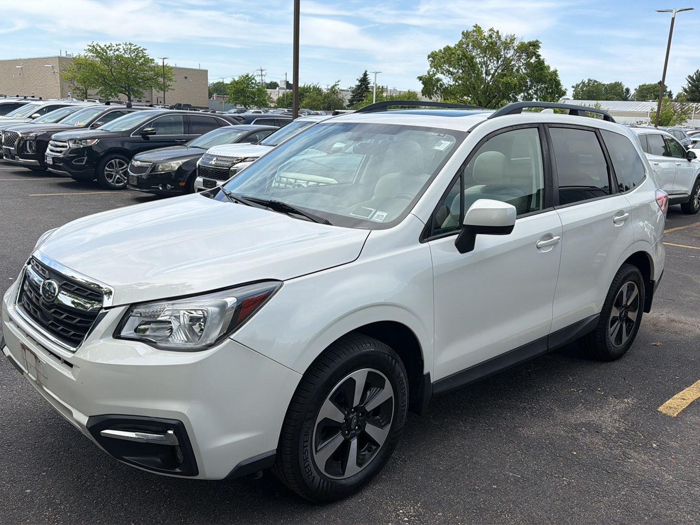 Used 2018 Crystal White Pearl Subaru Premium image 3