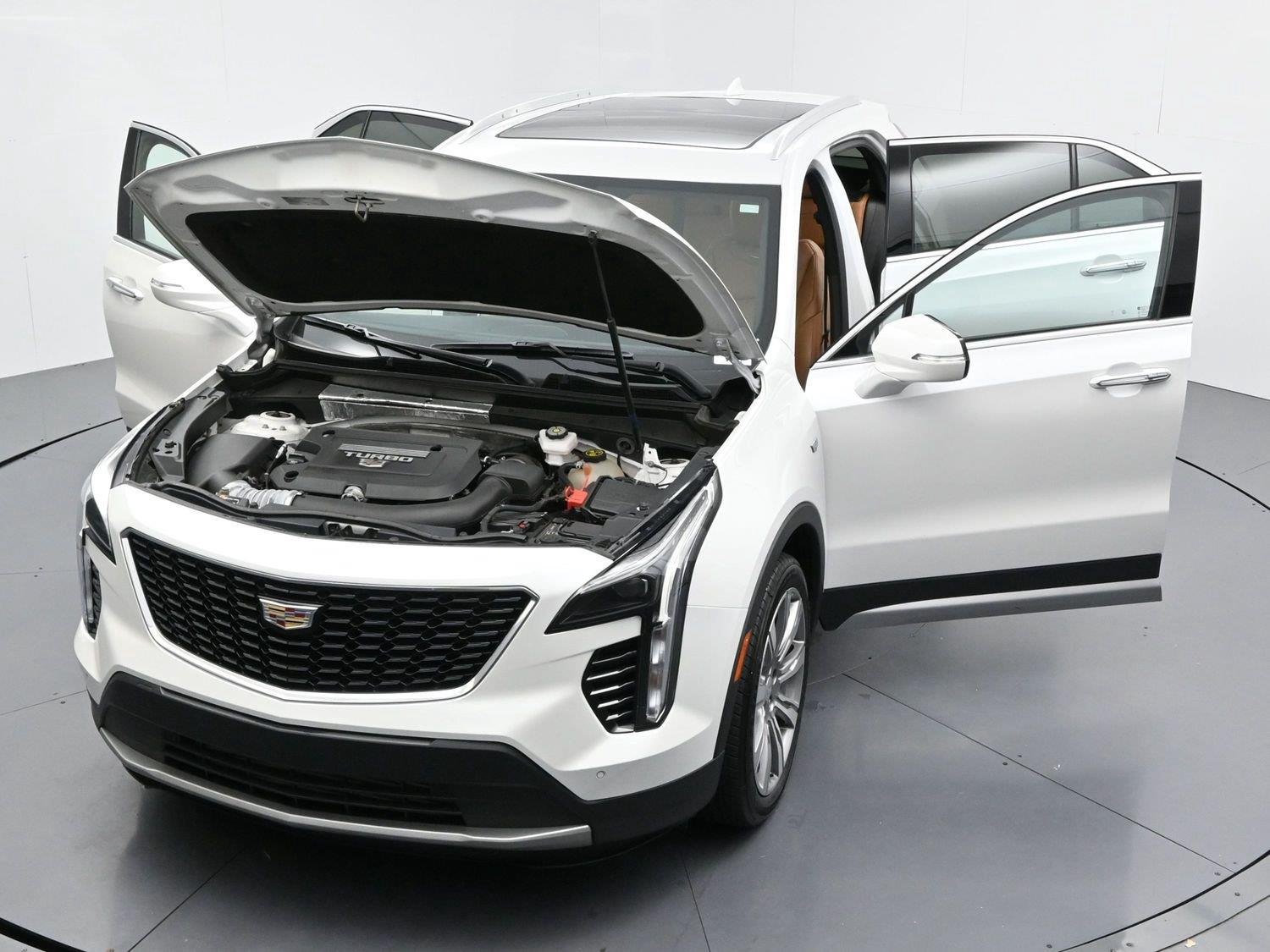 Used 2023 CRYSTAL WHITE TRICOAT Cadillac AWD Premium Luxury image 45