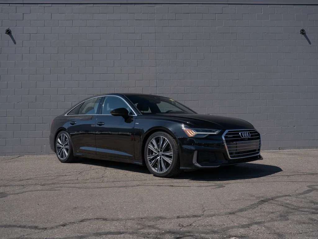 Used 2019 Black Audi 3.0T Prestige image 9