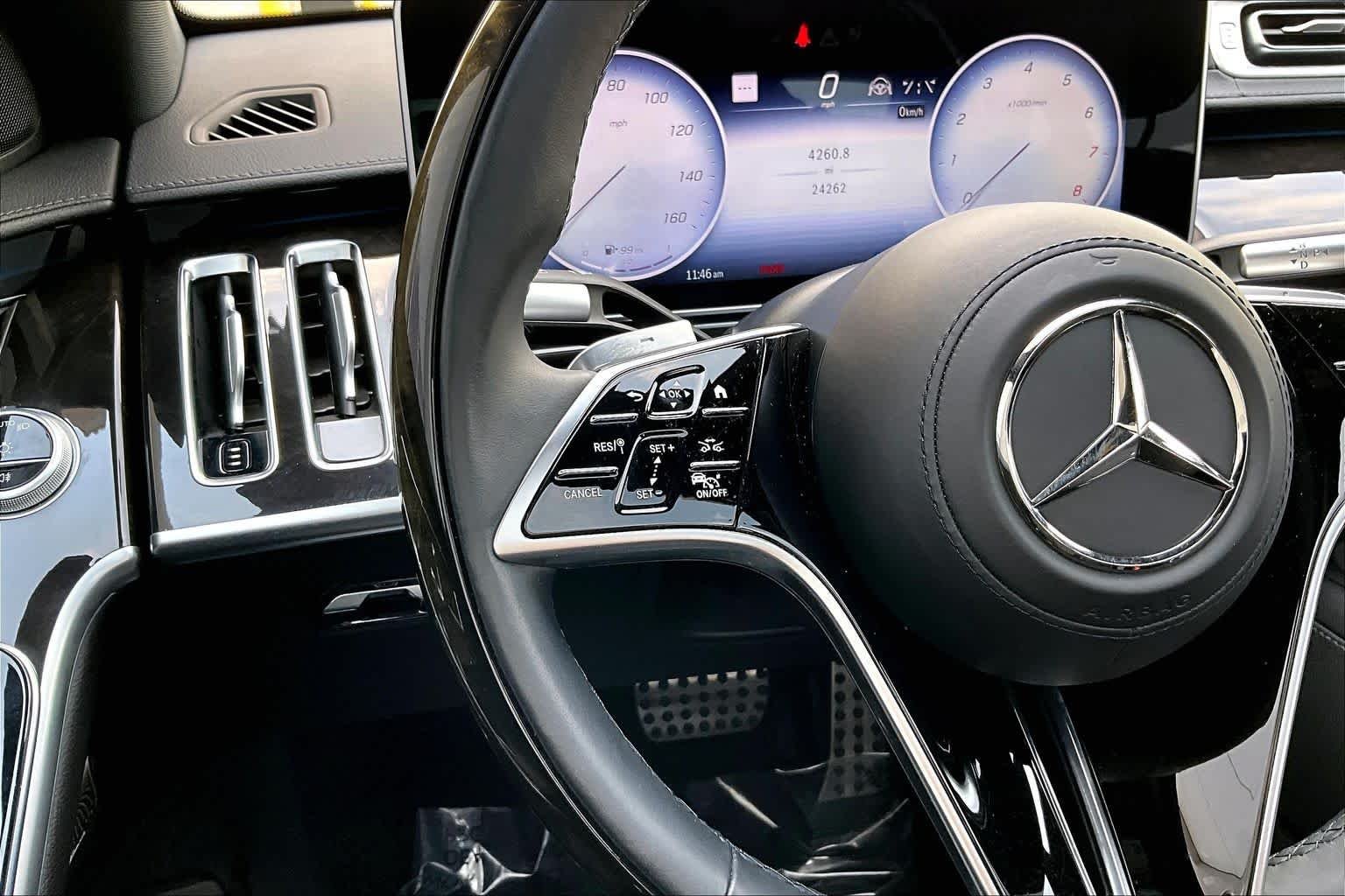 Used 2022 Obsidian Black Mercedes-Benz S 580 image 21