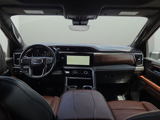 Used 2025 Onyx Black GMC Denali Ultimate image 2
