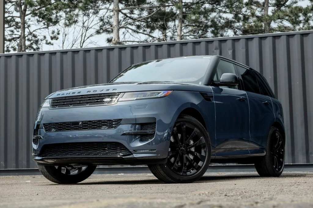 2026 Land Rover Range Rover Sport P400 MHEV Dynamic SE's photo