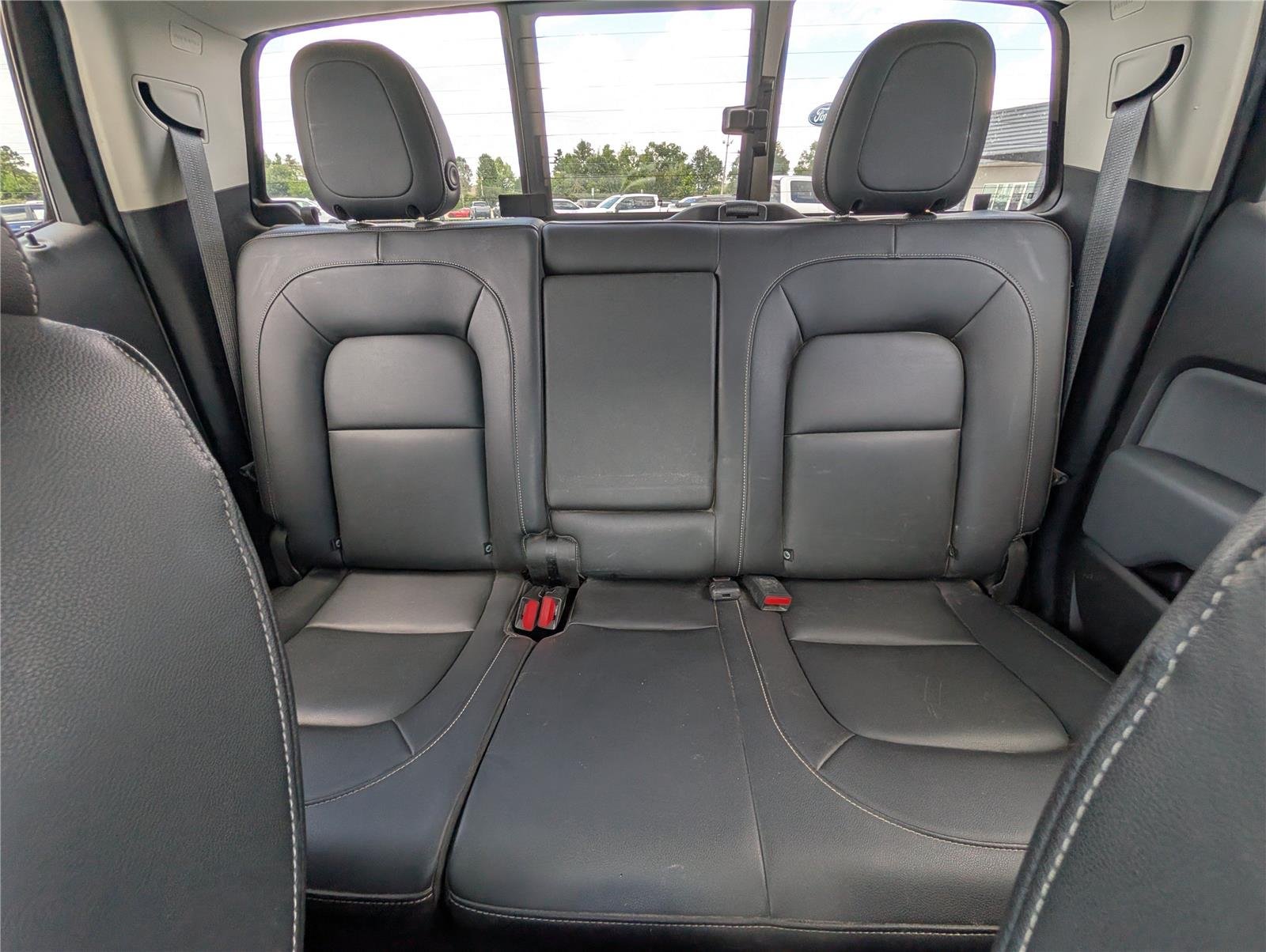 Used 2018 STERLING GRAY METALLIC Chevrolet 4WD Z71 image 15