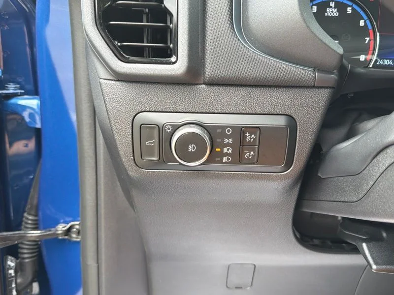 Used 2024 Blue Ford Badlands image 20