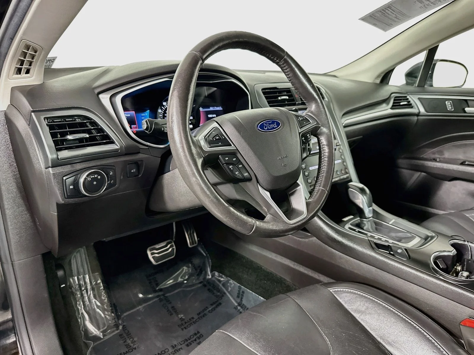 Used 2016 Shadow Black Ford Titanium image 9
