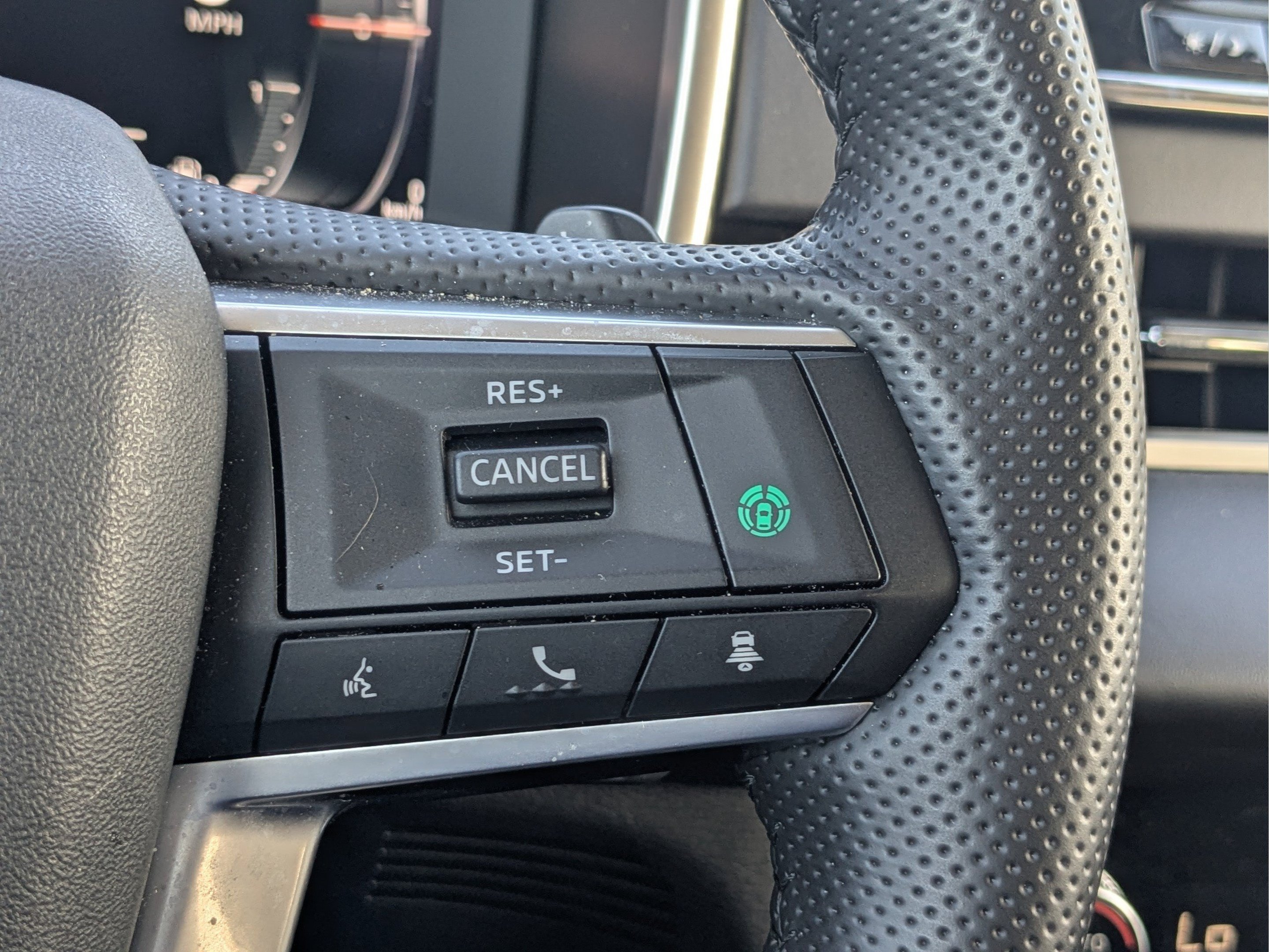 2025 Mitsubishi Outlander Plug-in Hybrid SE - Photo 28