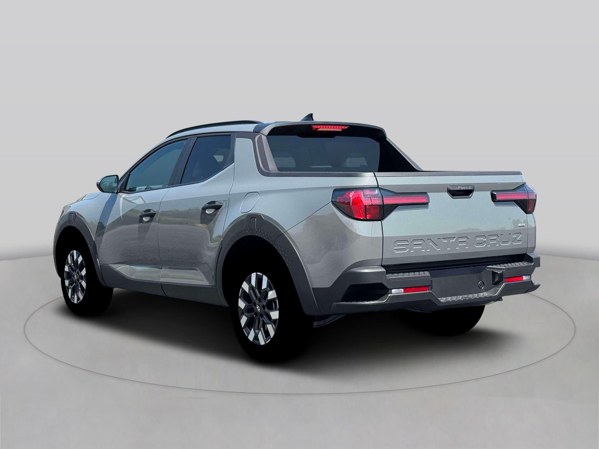 New 2026 Gray Hyundai SEL AWD image 5