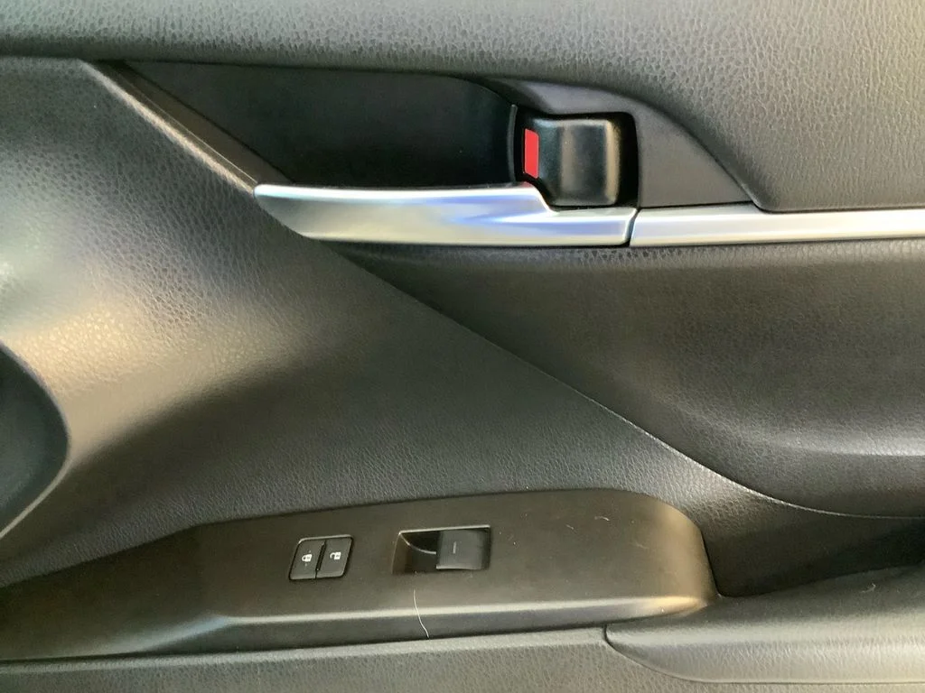 Used 2023 Silver Toyota LE image 15