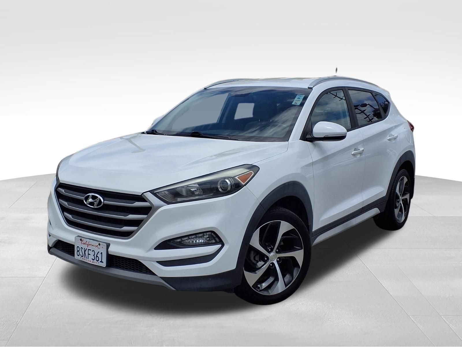 Used 2017 White Hyundai Sport image 1