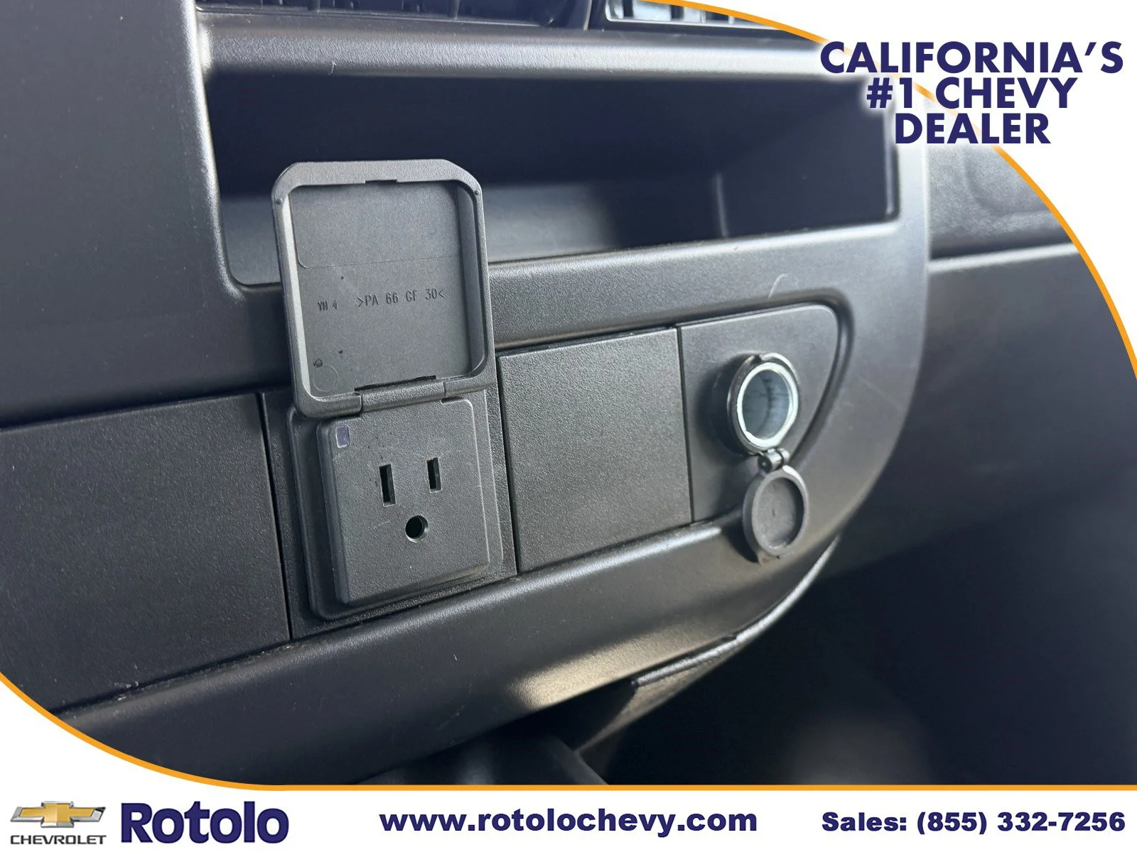 Used 2025 Summit White Chevrolet 2500 RWD 135 image 17