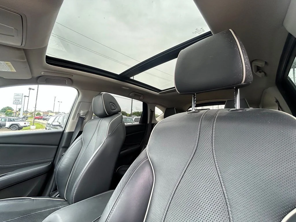 Used 2021 Black Acura Advance Package image 15