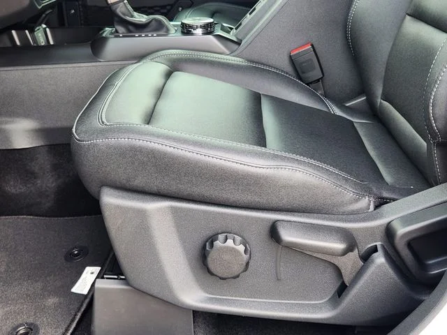 New 2026 Avalanche Gray Ford Big Bend® image 25