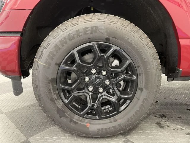 New 2026 Ruby Red Metallic Tinted Clearcoat Ford XLT image 10