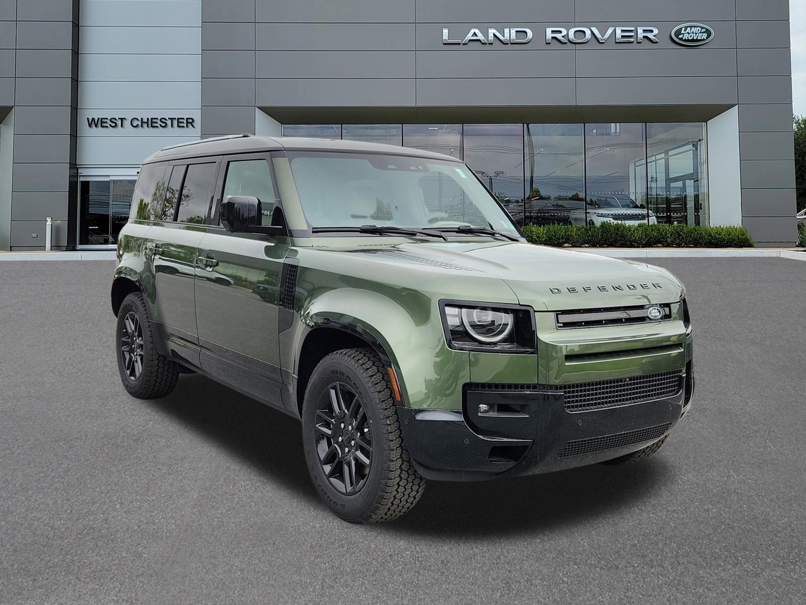 New 2026 Woolstone Green LAND ROVER X-Dynamic SE image 2