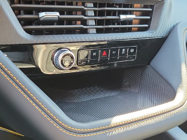 New 2027 Star White Metallic Tri-Coat Ford Tremor® image 56