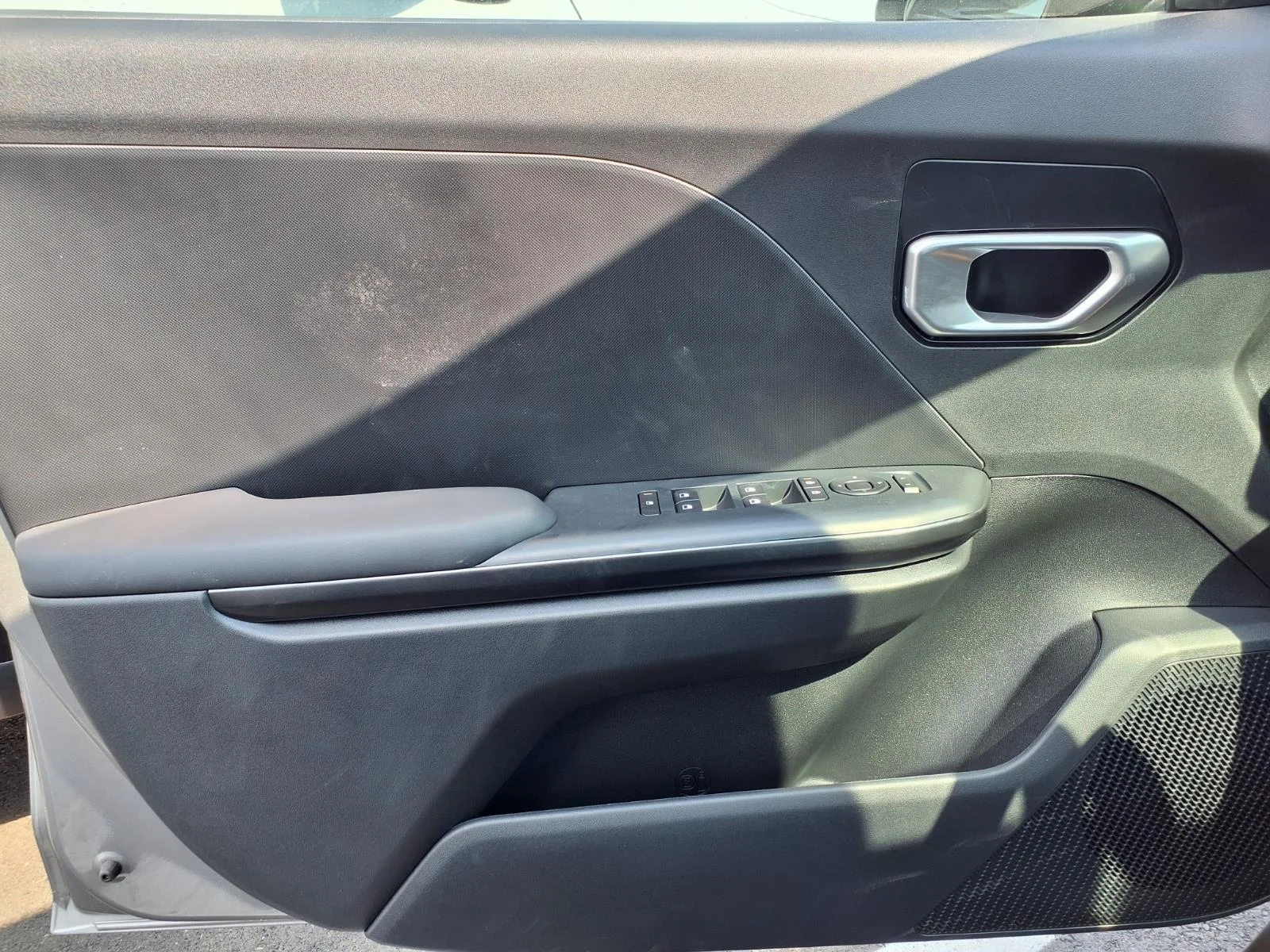 New 2026 Steel Gray Kia LXS image 10