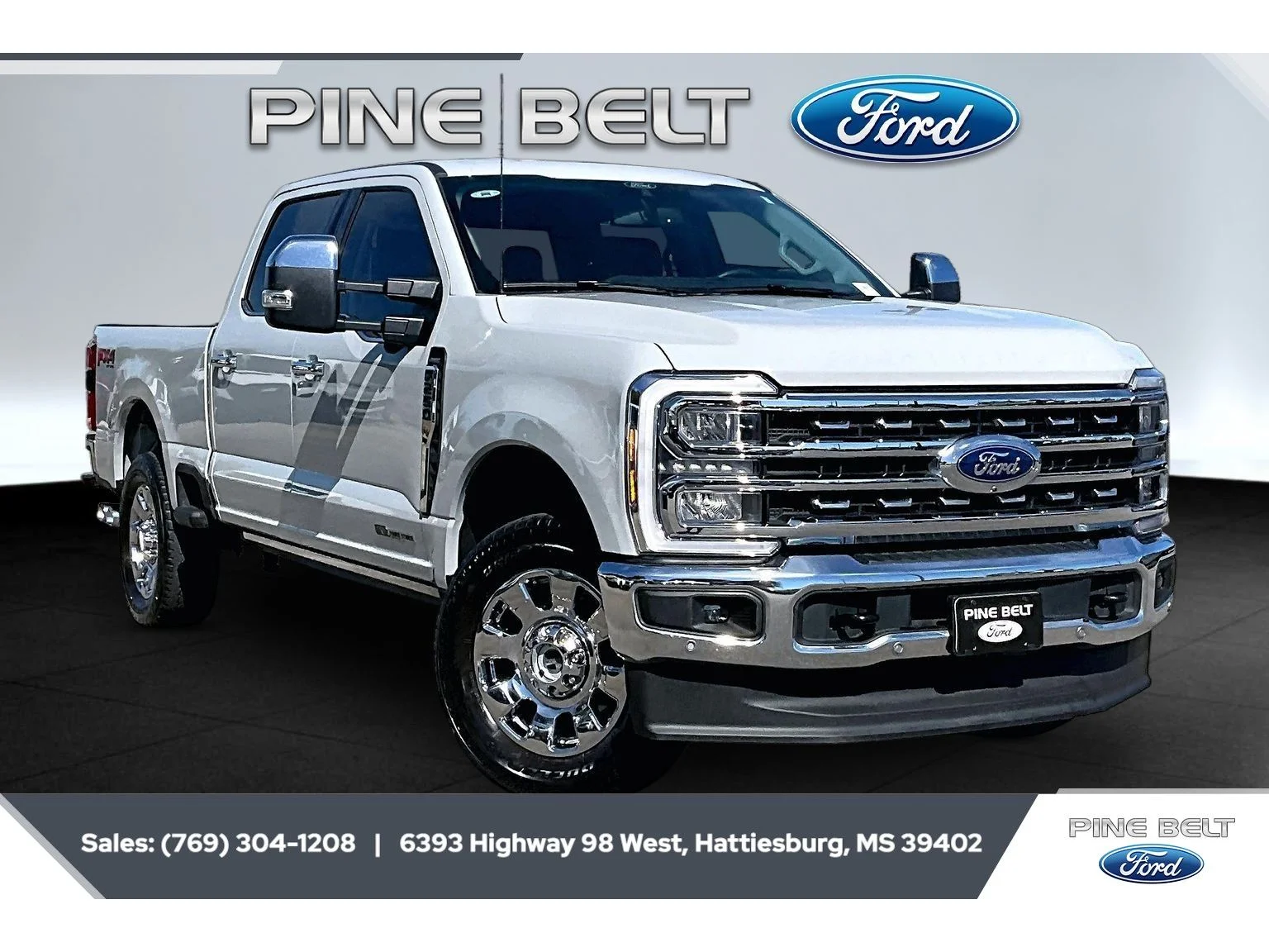 Used 2025 Avalanche Ford LARIAT image 1