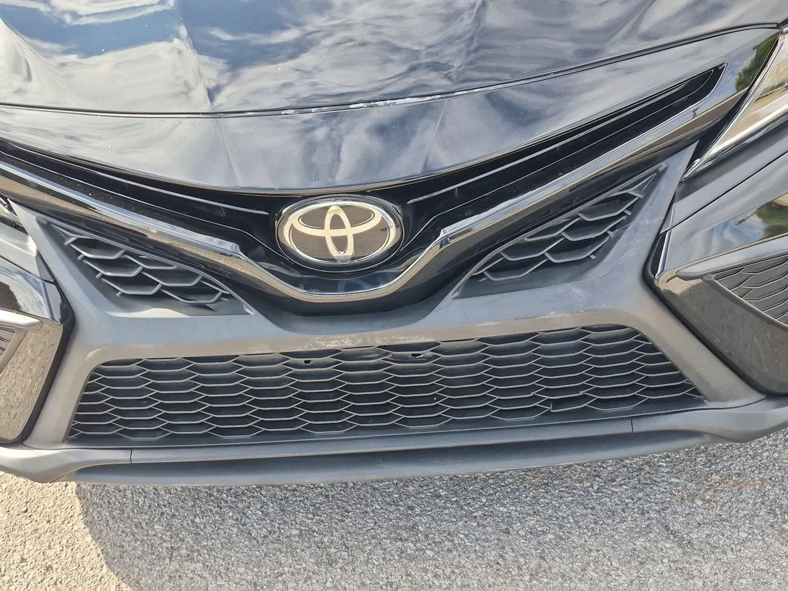 Used 2024 Midnight Black Metallic Toyota SE image 13
