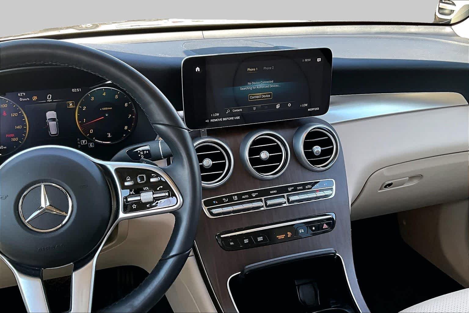 Used 2022 Mojave Silver Metallic Mercedes-Benz GLC 300 image 5