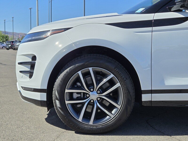 2024 Land Rover Range Rover Evoque Dynamic SE - Photo 9