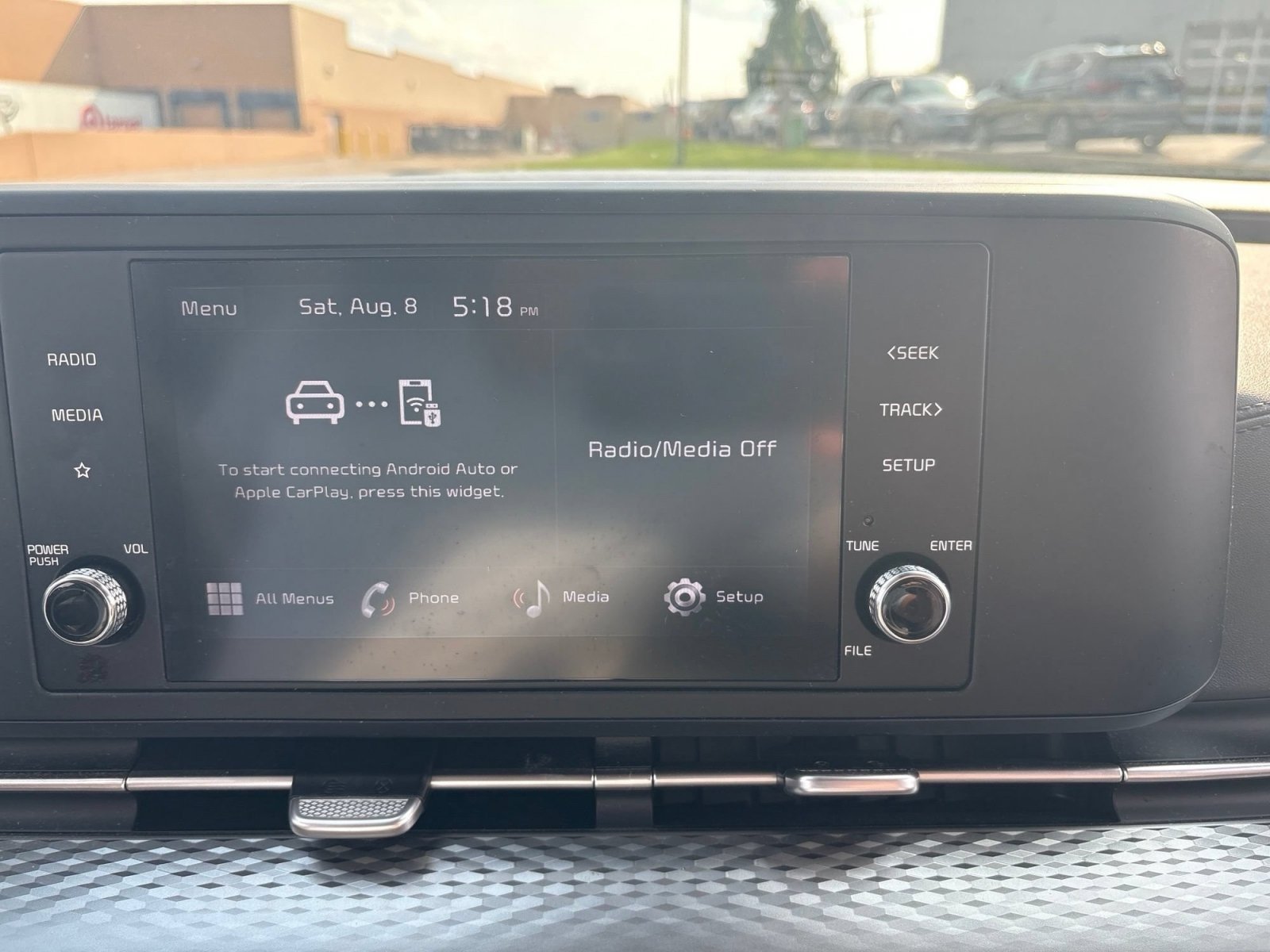 Used 2024 Panthera Metal Kia LX image 2
