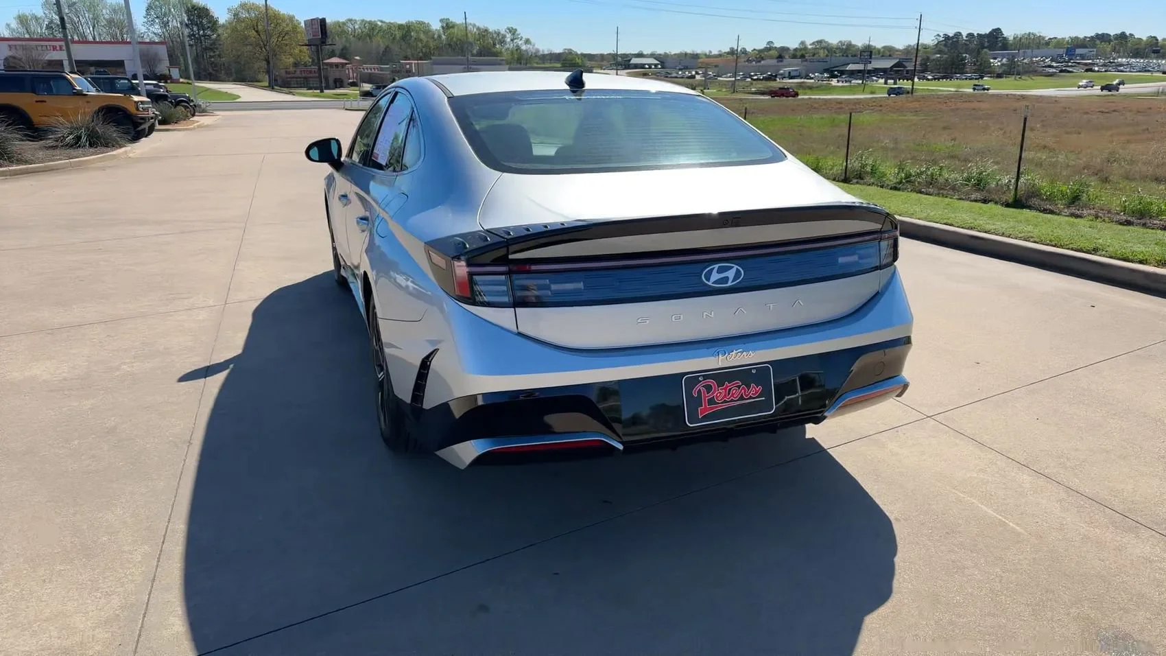 Used 2025 Aero Silver Hyundai SEL image 8