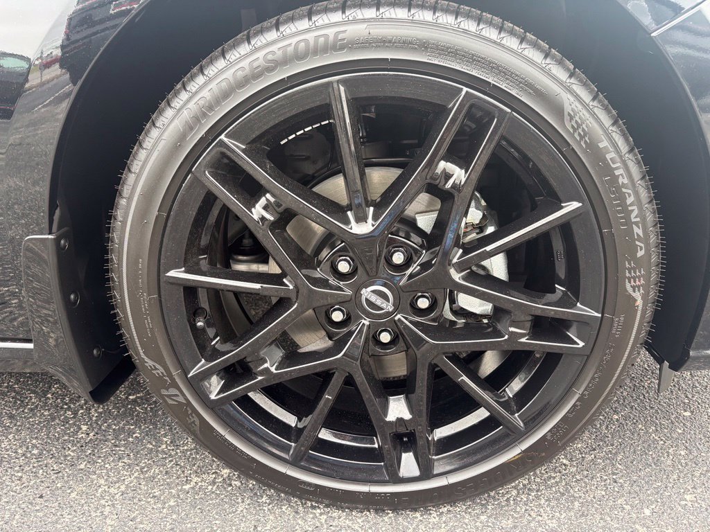 New 2026 Black Nissan 2.5 SR image 13