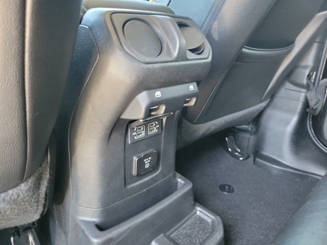 2022 Jeep Wrangler Unlimited Sahara 4XE - Photo 12