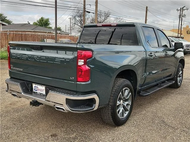 Used 2026 Cypress Gray Chevrolet LT w/1LT 4x4 Crew Cab 5.75 ft. box 147.4 in. WB image 4