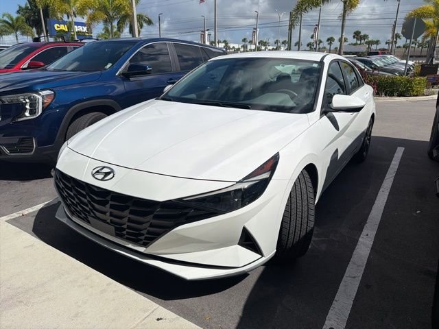 2023 Hyundai Elantra 2.0 SEL IVT SULEV's photo