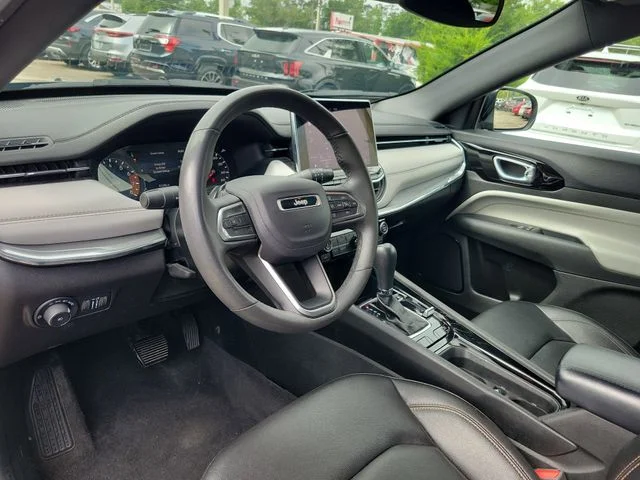 Used 2024 Gray Jeep Limited image 13