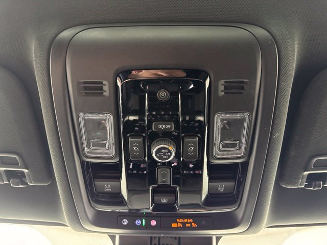Used 2026 White GMC Elevation image 15