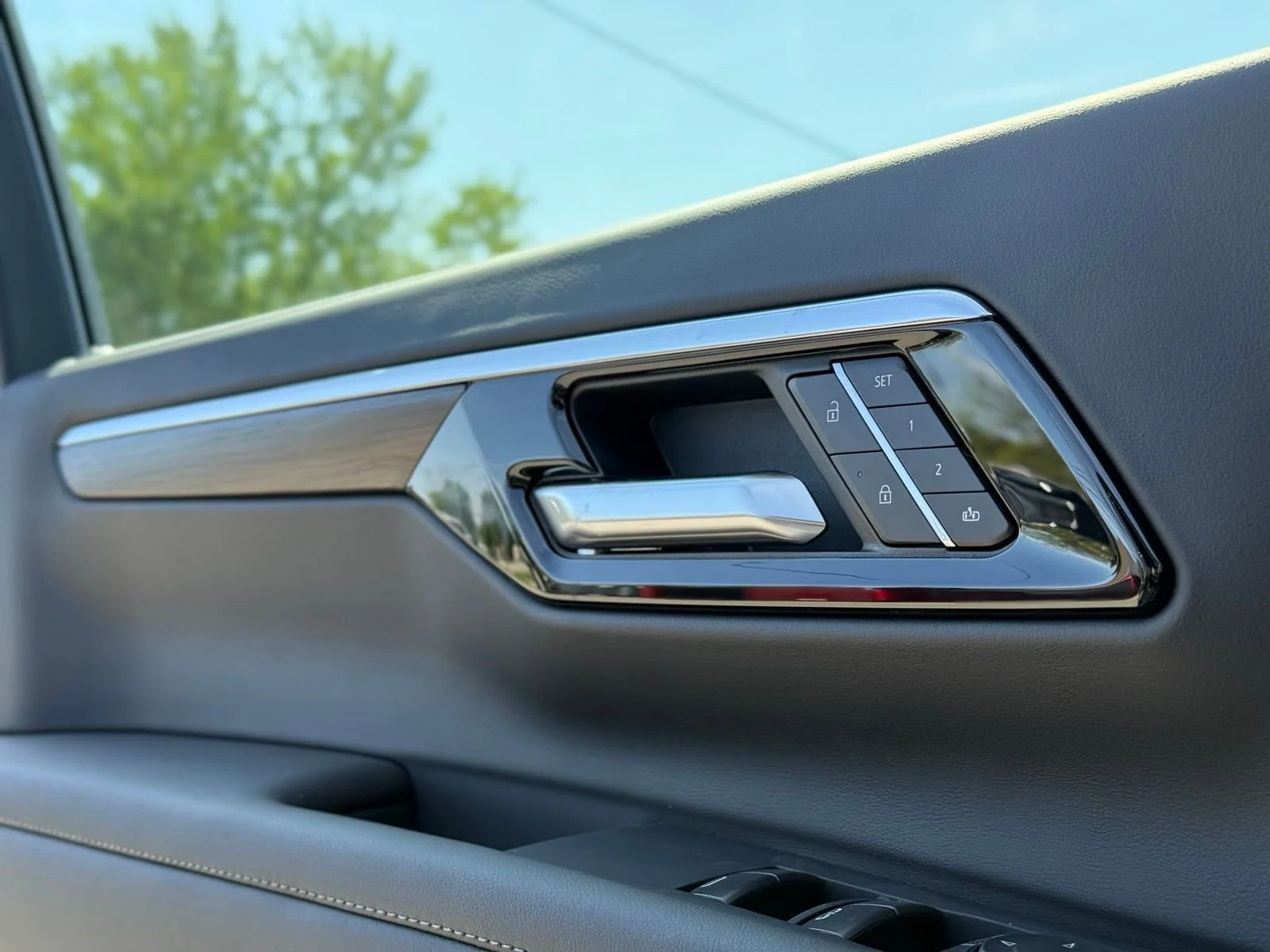 2026 Chevrolet Tahoe LT - Photo 16