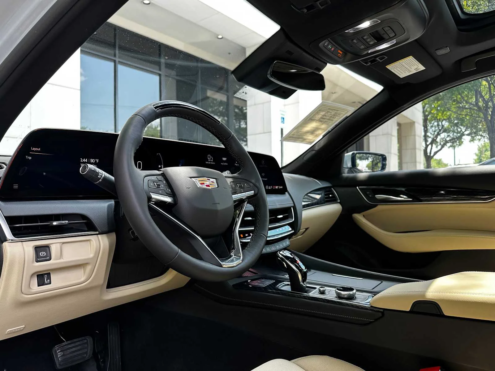 Certified Used 2026 Vibrant White Tricoat Cadillac Premium Luxury image 8