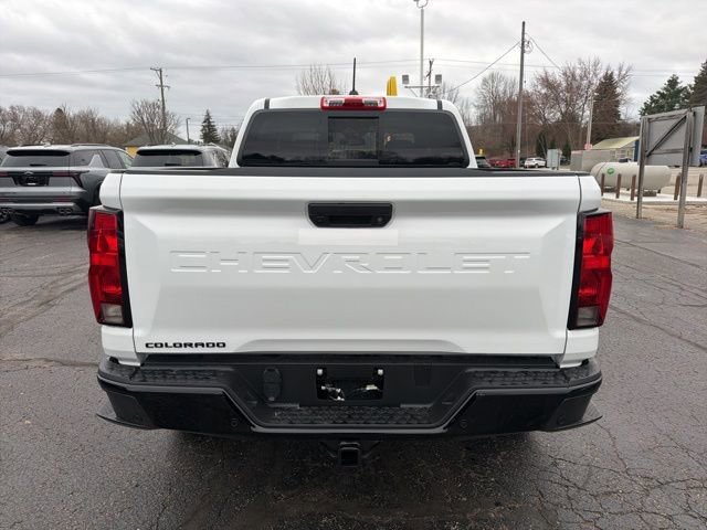 New 2026 Summit White Chevrolet Trail Boss image 4