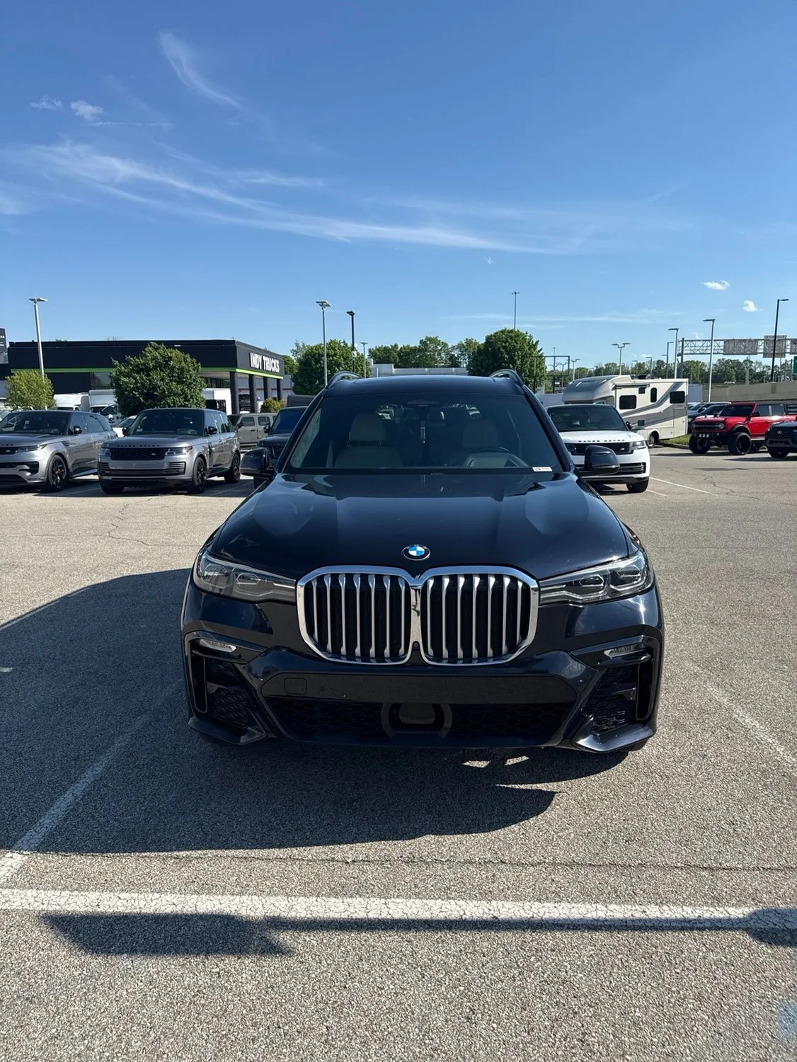 Used 2019 Black BMW xDrive40i image 11