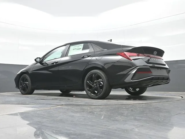 New 2026 Black Hyundai SEL Sport image 19