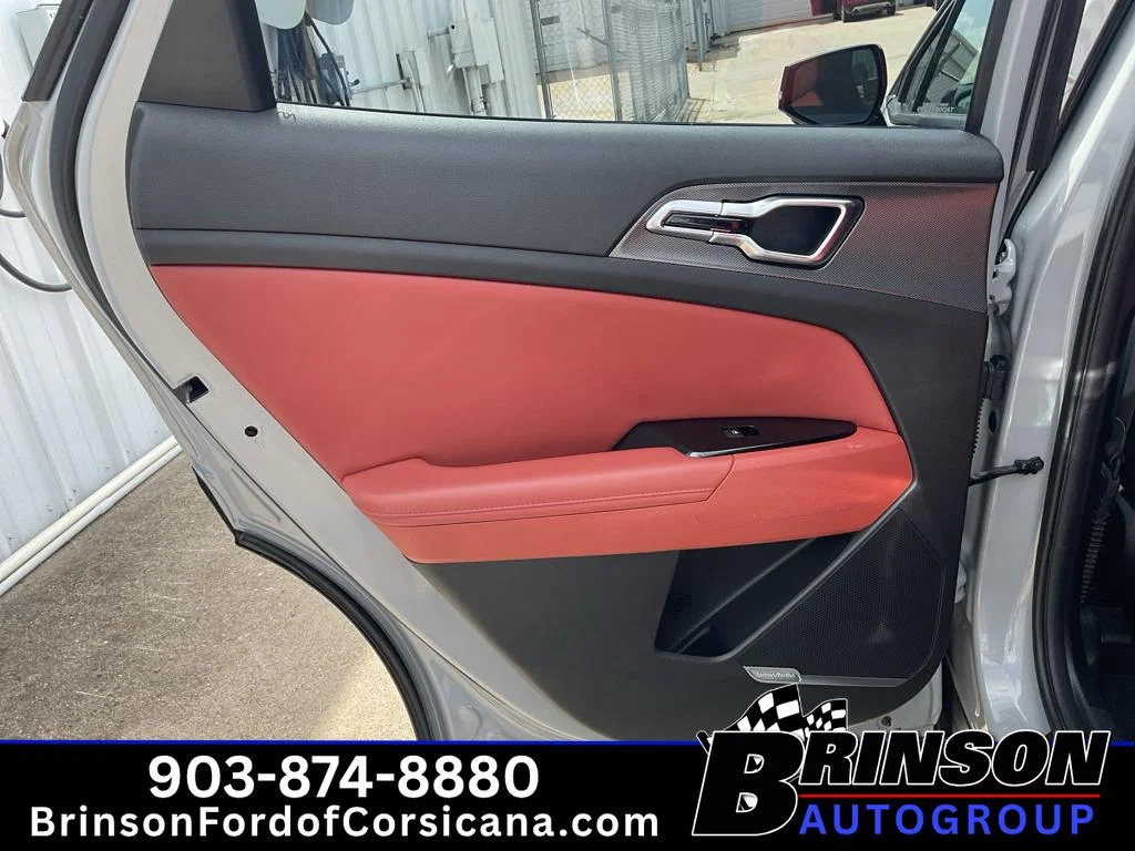 Used 2023 Wolf Gray Kia SX-Prestige image 16