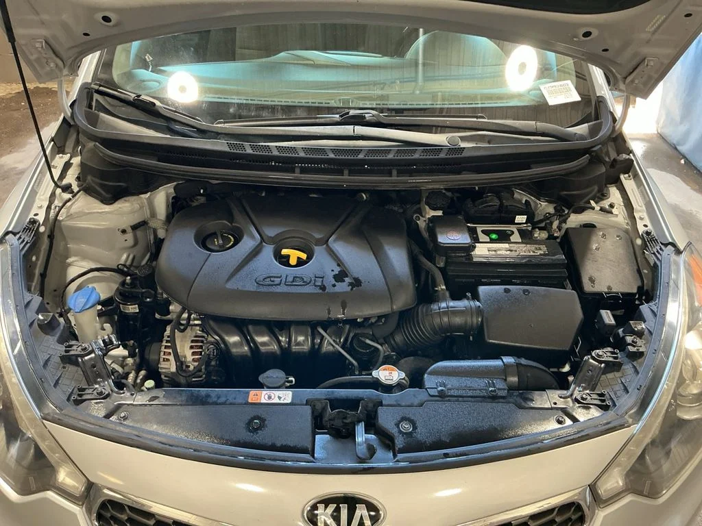 Used 2015 Silver Kia EX image 21