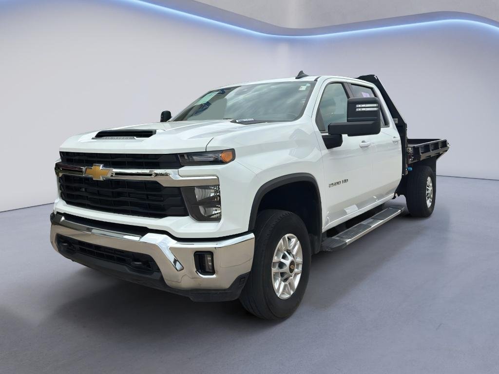 Used 2025 Summit White Chevrolet LT image 7
