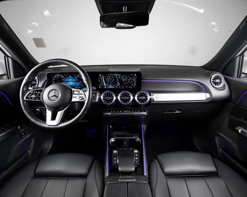 Certified Used 2023 White Mercedes-Benz GLB 250 image 7
