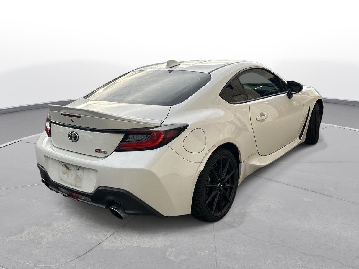 Used 2023 Halo Toyota Premium image 6