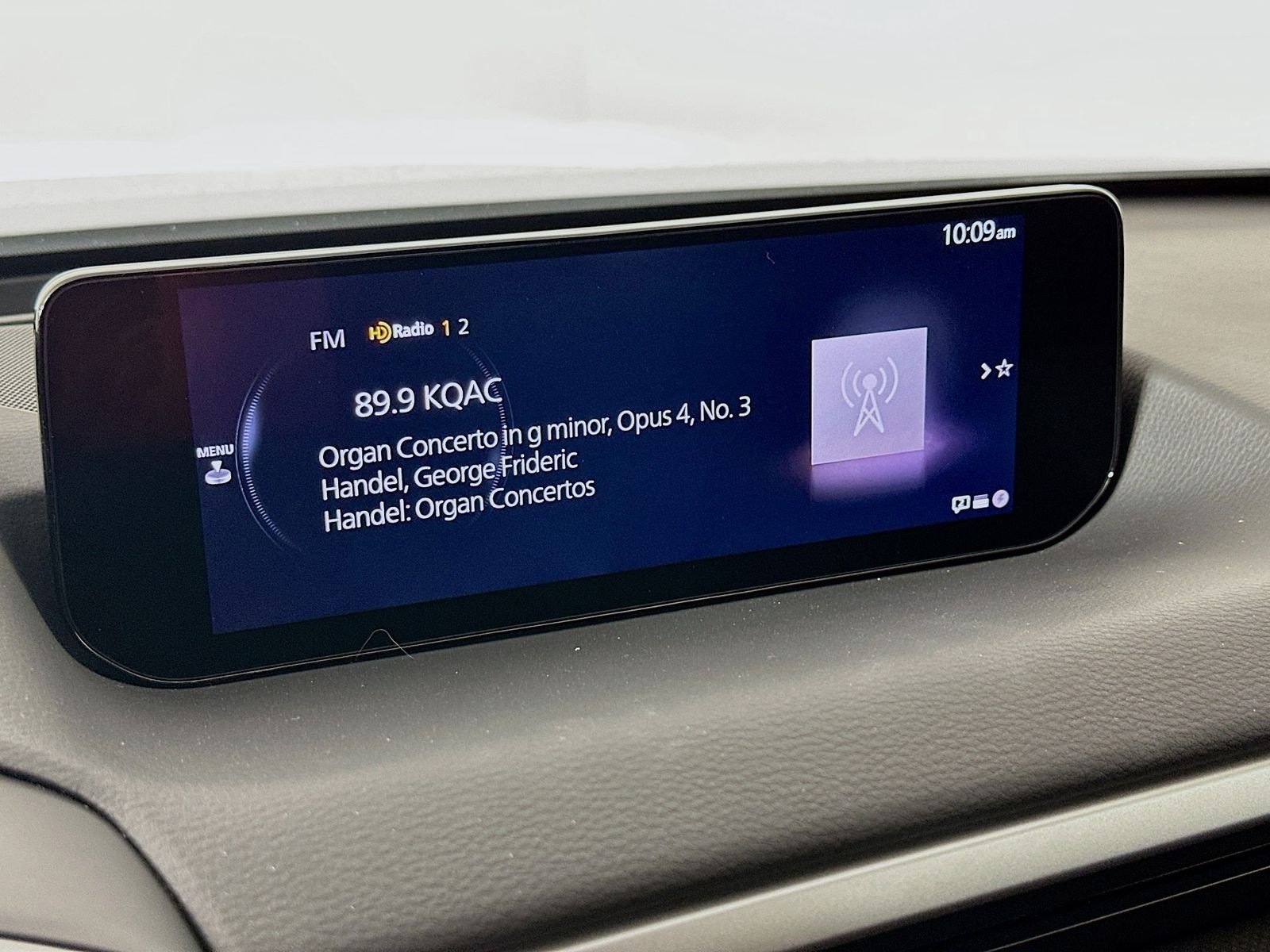Certified Used 2025 Pearl Mazda 2.5 S Preferred Package Carplay Heated Seats Keyless image 15