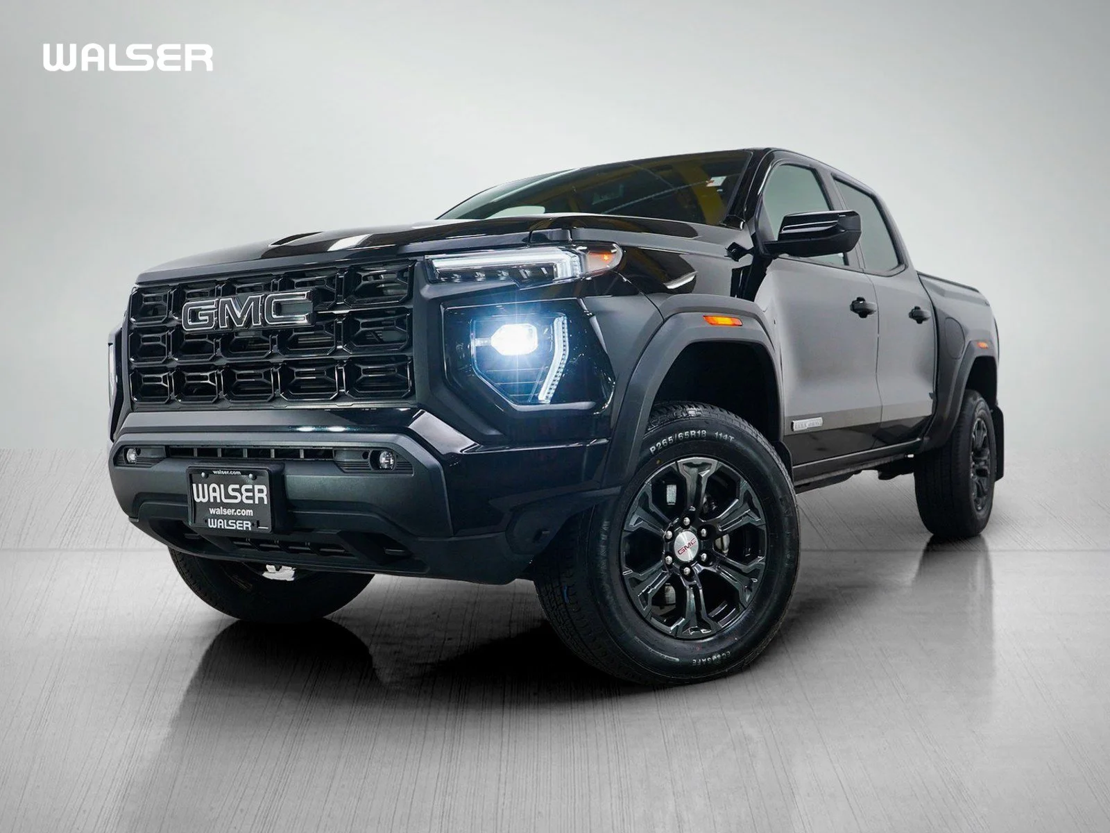 2023 GMC Canyon Elevation 4WD Crew Cab Short Box's photo