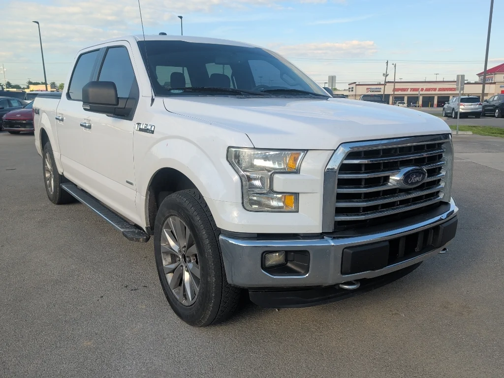 2015 Ford F-150 XLT 4x4 SuperCrew 145-in's photo