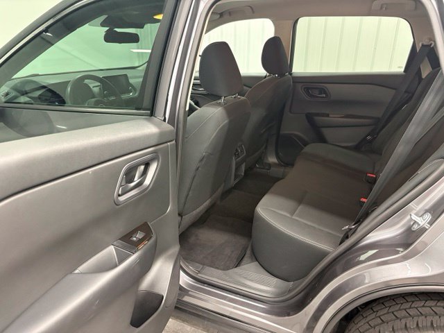 Used 2024 Gray Nissan S image 9
