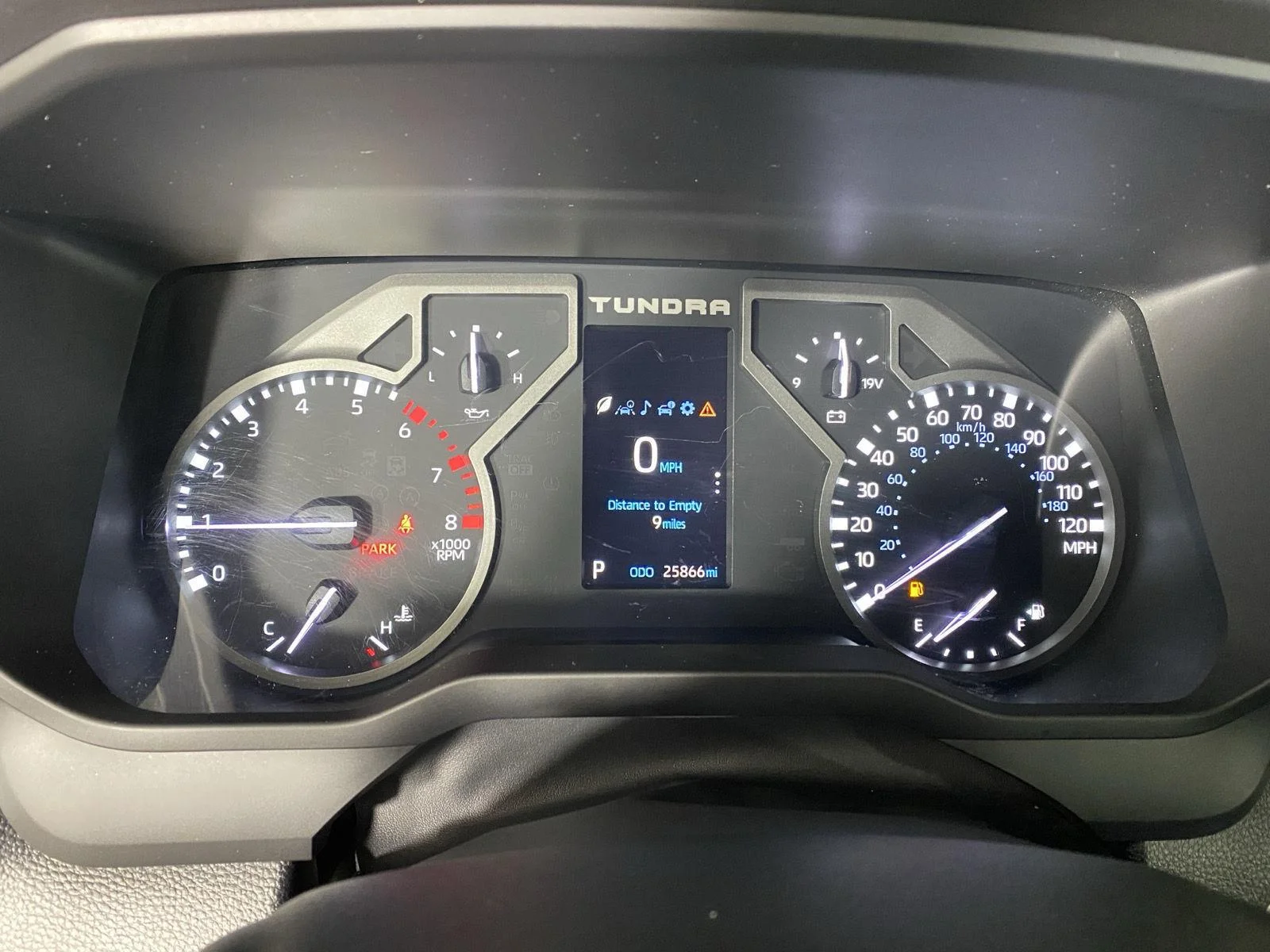 Used 2024 Ice Cap Toyota SR5 image 27